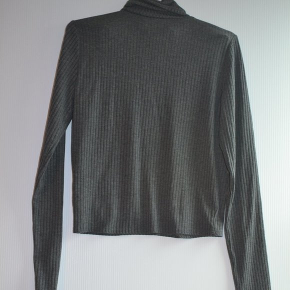 Prince & Fox ribbed turtleneck - Picture 2 of 2